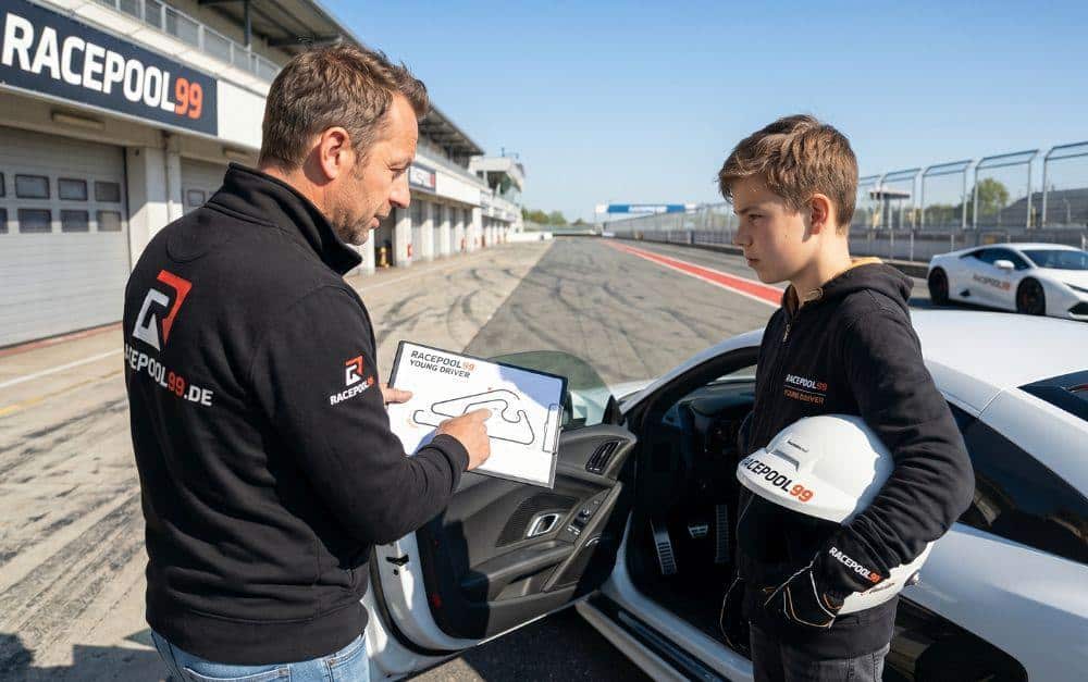 Von Stollen auf Slicks: Die Young Driver Experience für Zweirad-Talente